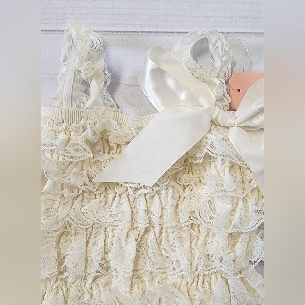 Little Girls Ivory Lace Ruffle Romper Large / 2-3 Years - New With Tags - Picture 3 of 5